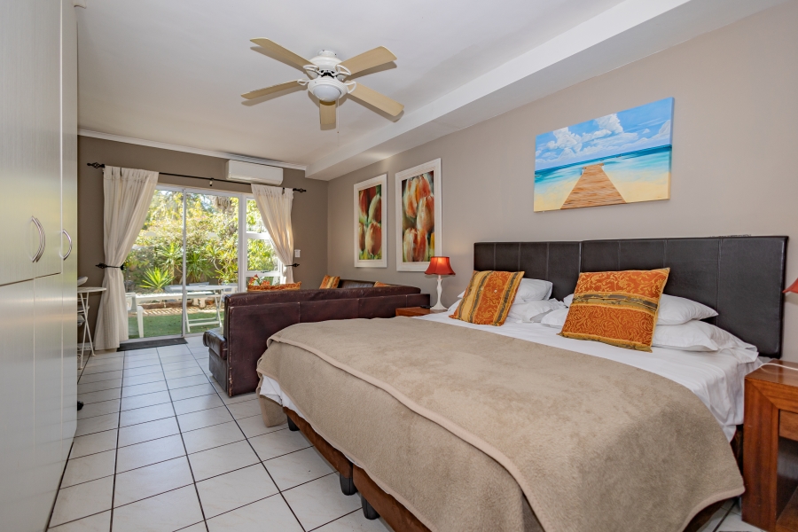 13 Bedroom Property for Sale in Sunset Beach Western Cape